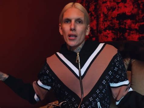 Jeffree Star's New Video Shows Him Getting Rid of Designer 